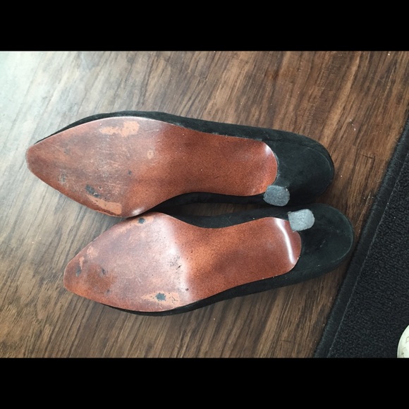 BLACK HEELS - Picture 7 of 8